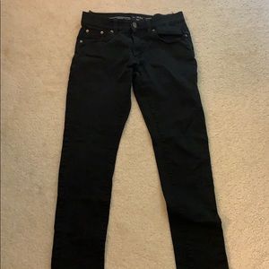 WT02 Black Slim Jeans